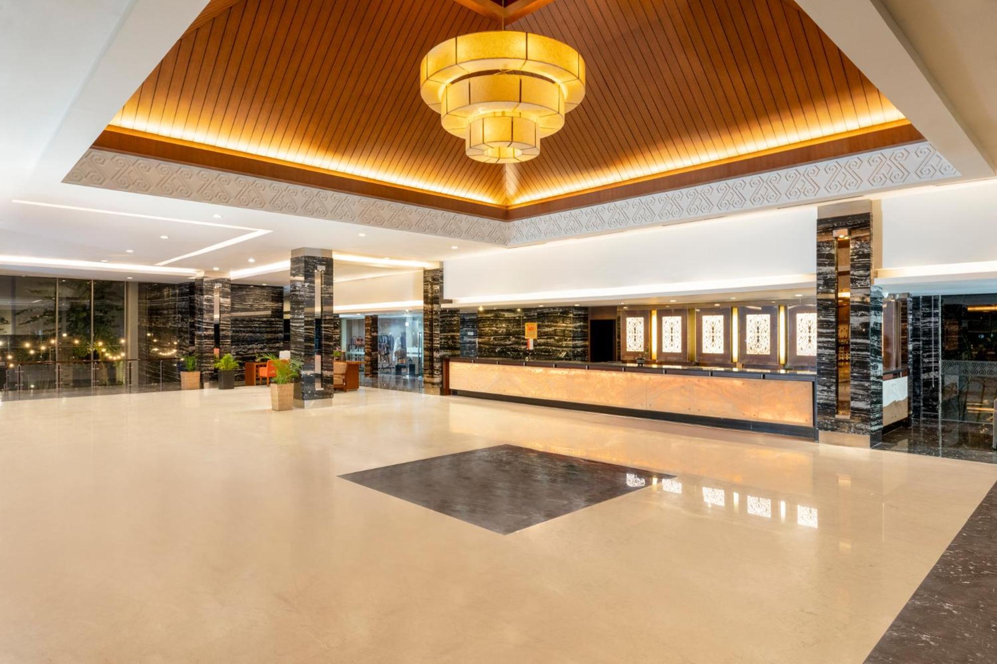 Swiss-Belhotel Danum Паланкарая Екстер'єр фото