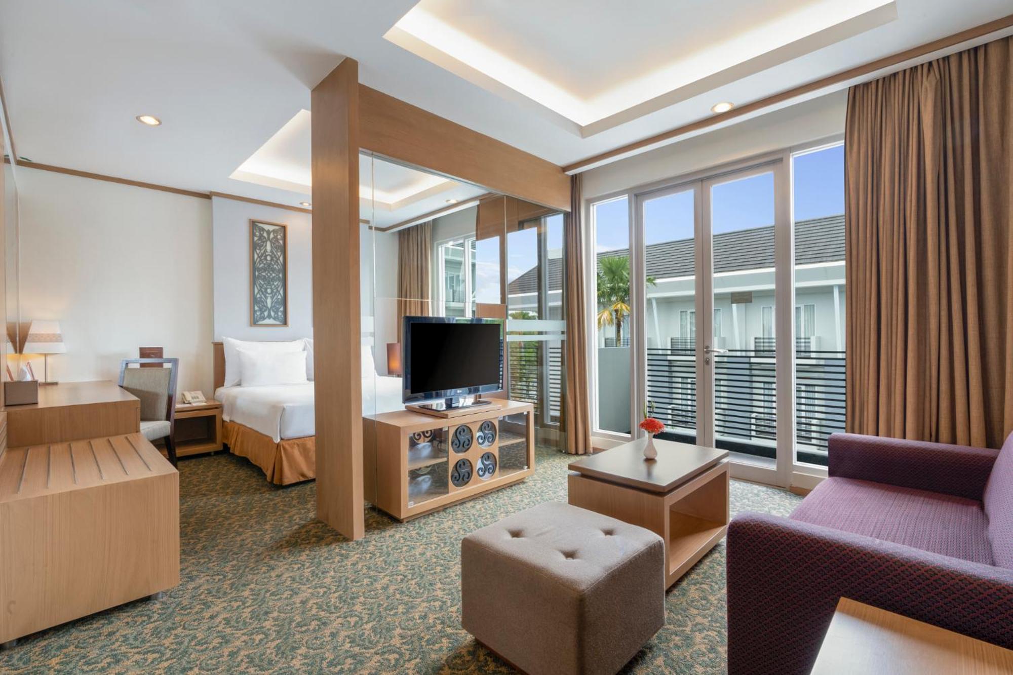 Swiss-Belhotel Danum Паланкарая Екстер'єр фото